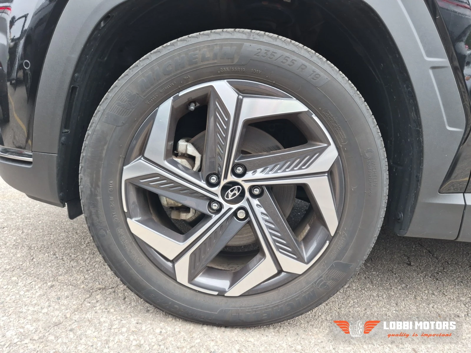 Hyundai Tucson, снимка 4 - Автомобили и джипове - 56297356