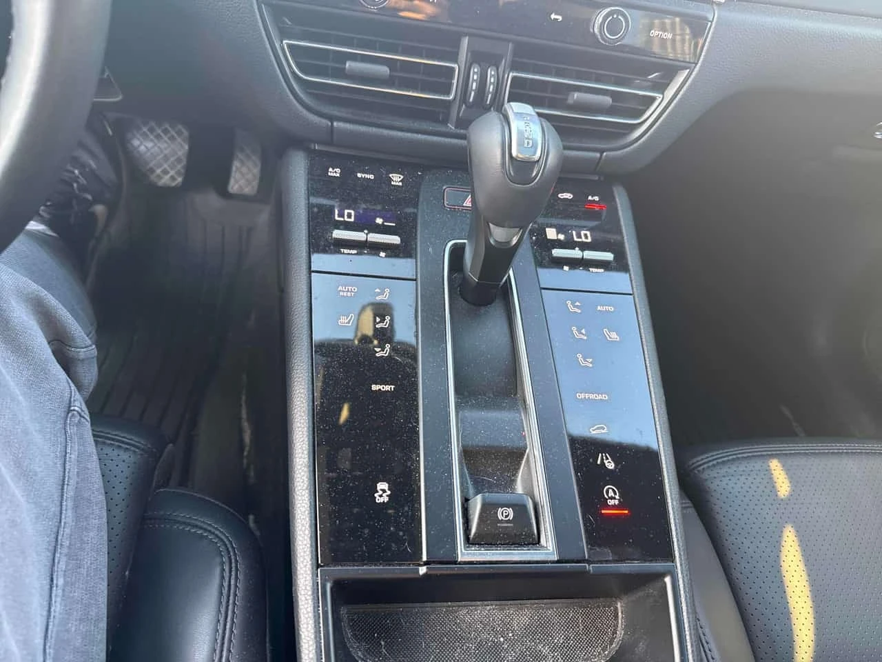 Porsche Macan AWD  CARFAX, снимка 13 - Автомобили и джипове - 56577539