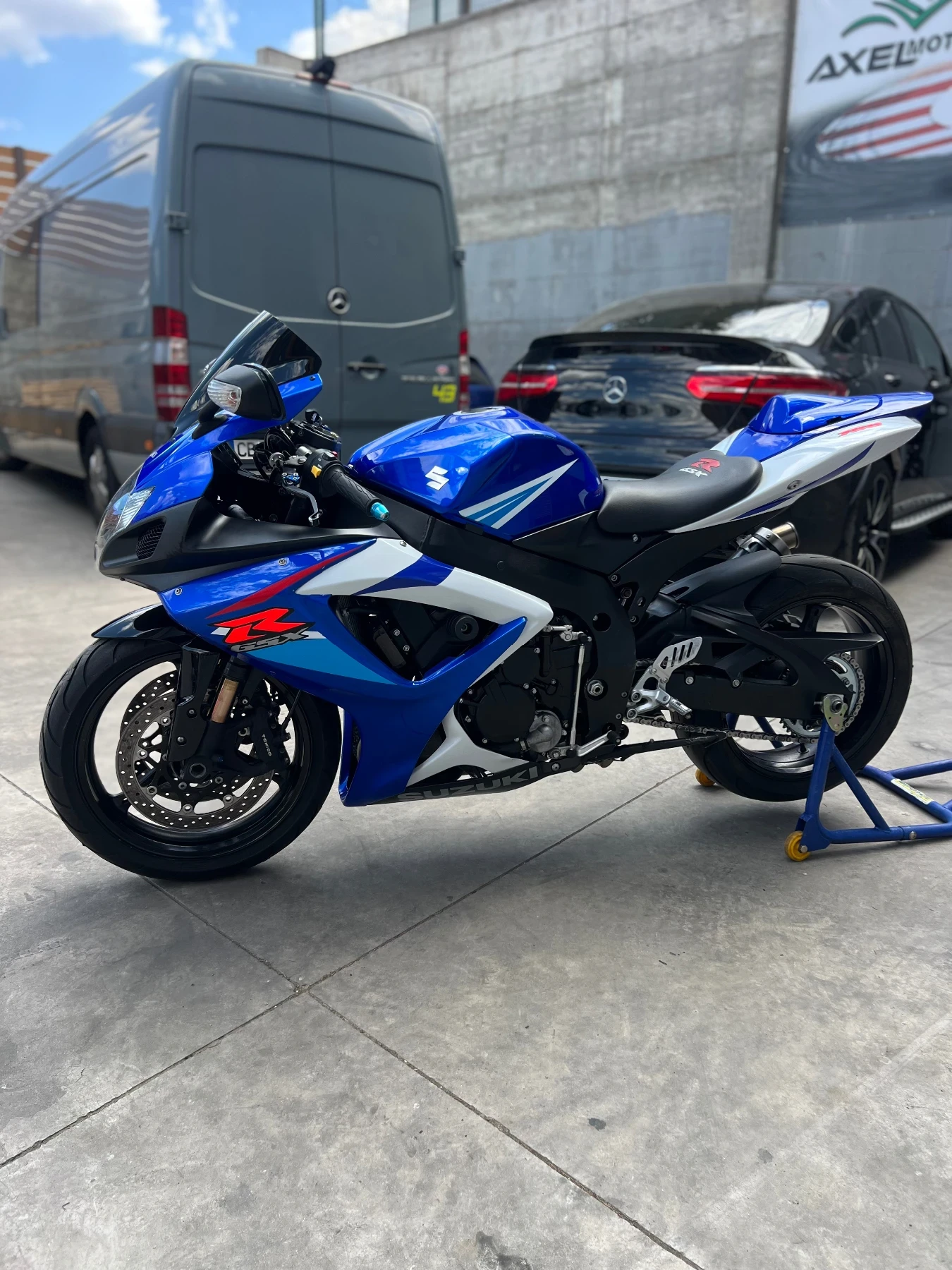 Suzuki Gsxr K7 750 - изображение 3