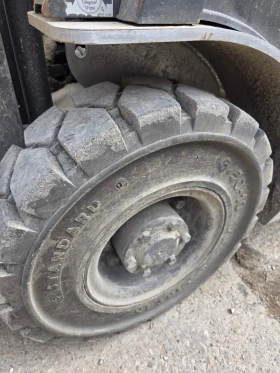 Мотокар Nissan Бензинов, снимка 8