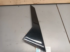 лайсна задна лява врата Хюндай и40 1.7д