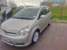 Обява за продажба на Toyota Corolla verso ~7 000 лв. - изображение 1