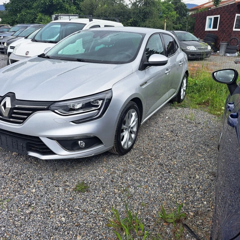 Renault Megane 1.2 bosse edition , снимка 3 - Автомобили и джипове - 47346499