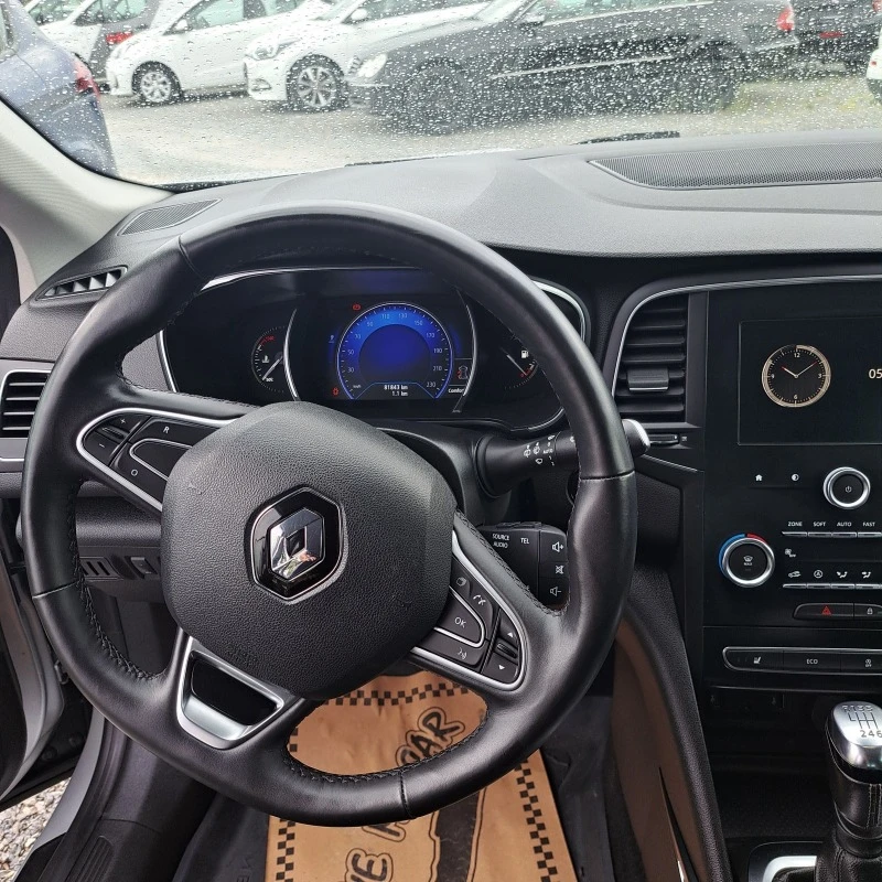 Renault Megane 1.2 bosse edition , снимка 11 - Автомобили и джипове - 47346499