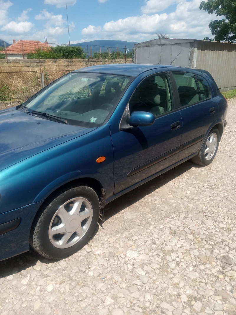 Nissan Almera, снимка 1 - Автомобили и джипове - 46907575