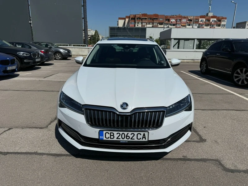 Skoda Superb Laurin&Klement 4x4 200PS 45000km!, снимка 13 - Автомобили и джипове - 46758353