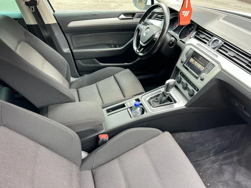 VW Passat 2.0 TDI, снимка 6 - Автомобили и джипове - 47388074