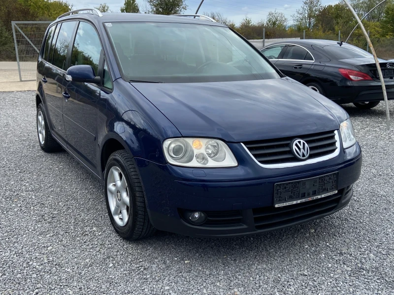 VW Touran 1.9 TDI, снимка 8 - Автомобили и джипове - 47399470