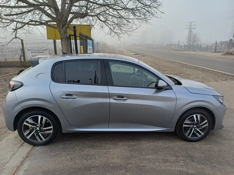 Peugeot 208 1.2 ALLURE* KAMERA* 3D-COCPIT* KEYLESS GO* LED* AV, снимка 12 - Автомобили и джипове - 48712496