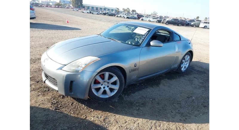 Nissan 350z, снимка 3 - Автомобили и джипове - 48717703