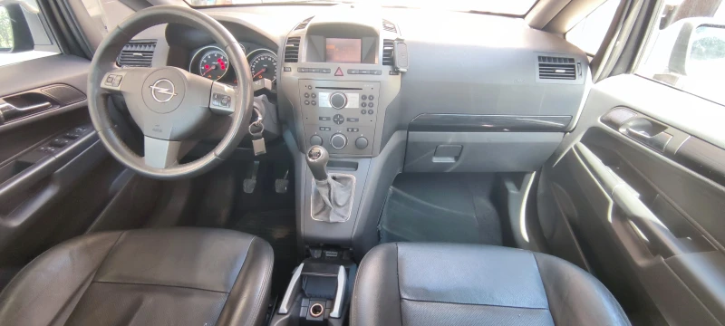 Opel Zafira, снимка 12 - Автомобили и джипове - 50047125