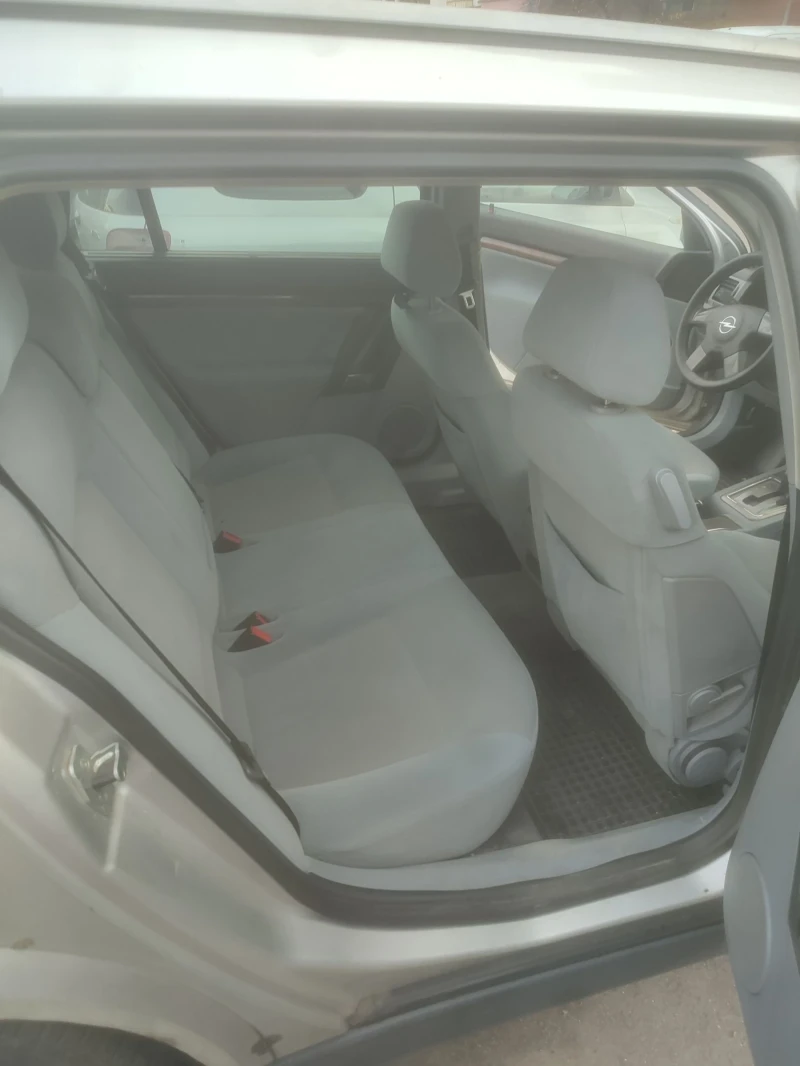 Opel Vectra 1.9CDTI, снимка 2 - Автомобили и джипове - 52431453