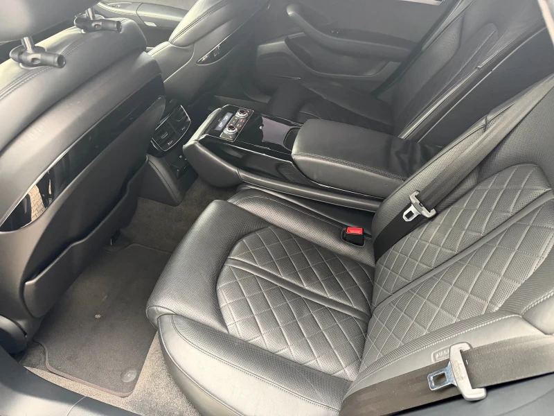 Audi A8 4.2TDI/TV/DISTR/BOSE/CAMERA/ОБДУХ/МАСАЖ/ВАКУМ/, снимка 11 - Автомобили и джипове - 52762982