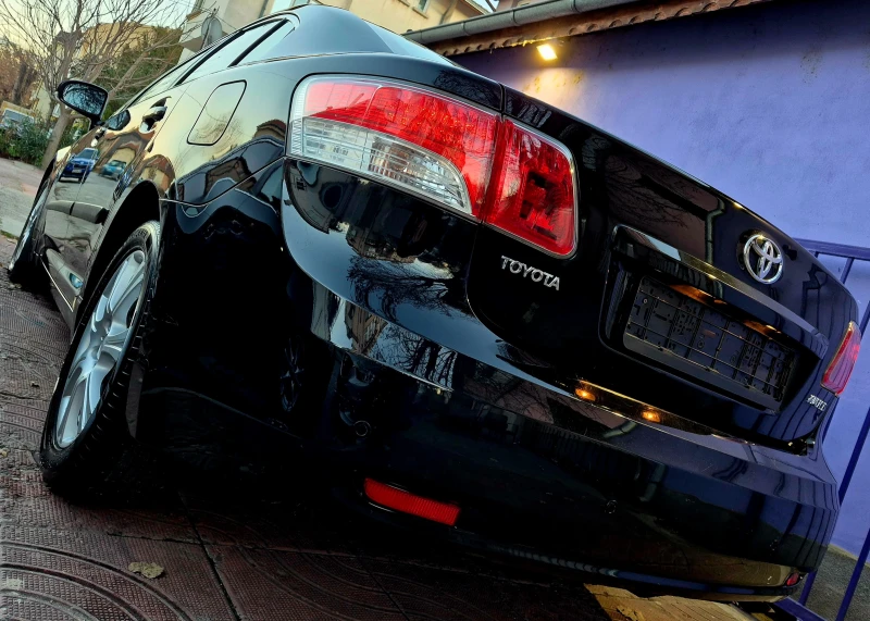 Toyota Avensis 2.0d4d-EXECUTIVE-кожа-верига-6скорости-japan, снимка 7 - Автомобили и джипове - 52794442