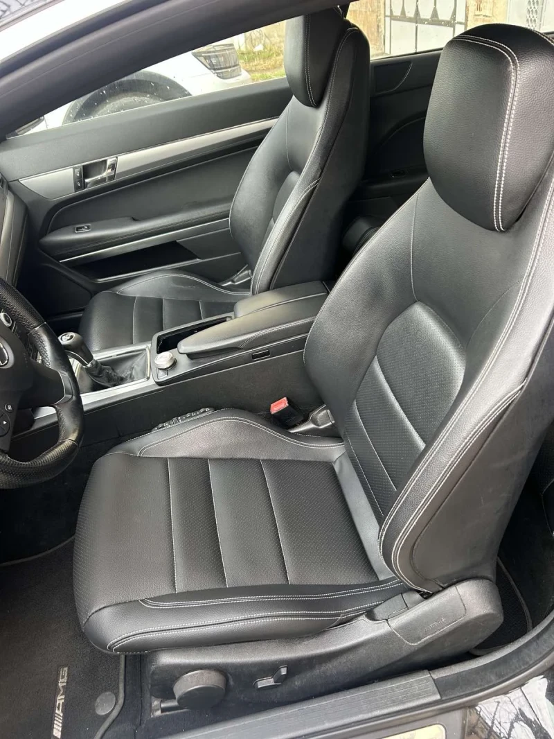Mercedes-Benz E 200 2.0 i, снимка 7 - Автомобили и джипове - 52915921