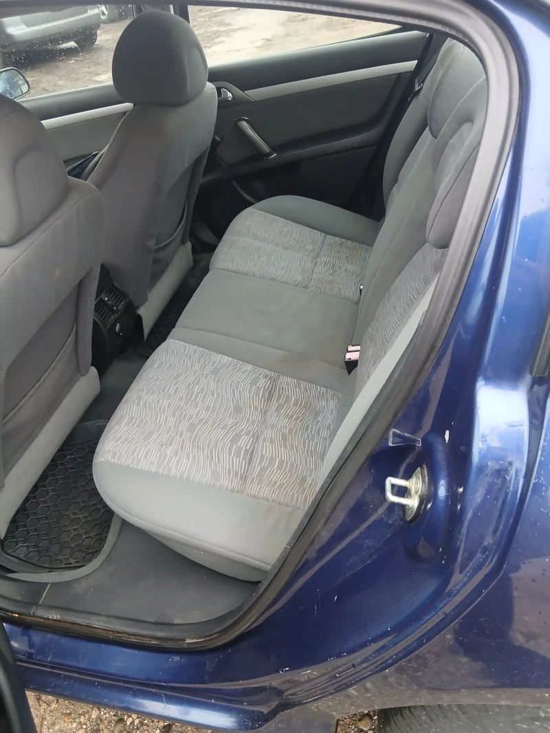 Peugeot 407, снимка 12 - Автомобили и джипове - 53218619