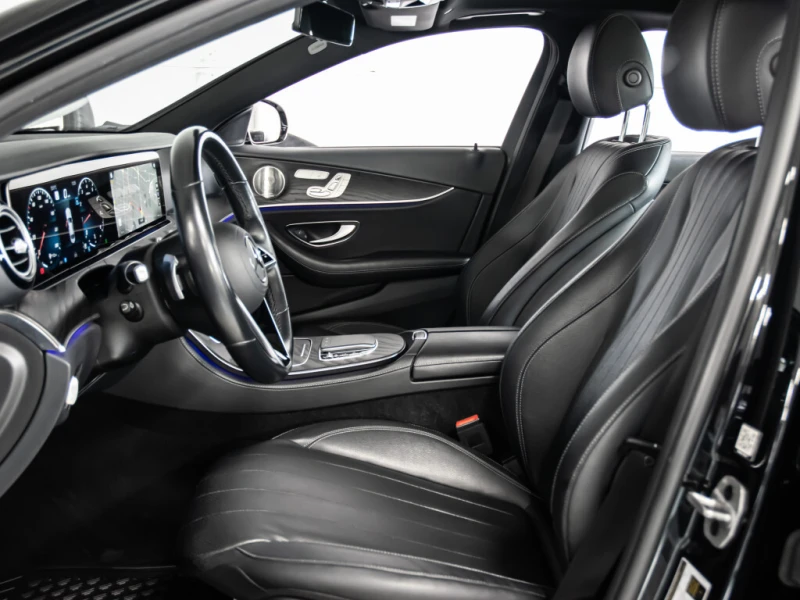 Mercedes-Benz E 350  4MATIC AMG PREMIUM PKG/От 480 евро на месец, снимка 8 - Автомобили и джипове - 53273621