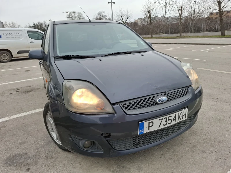 Ford Fiesta 1.4, снимка 2 - Автомобили и джипове - 53428659