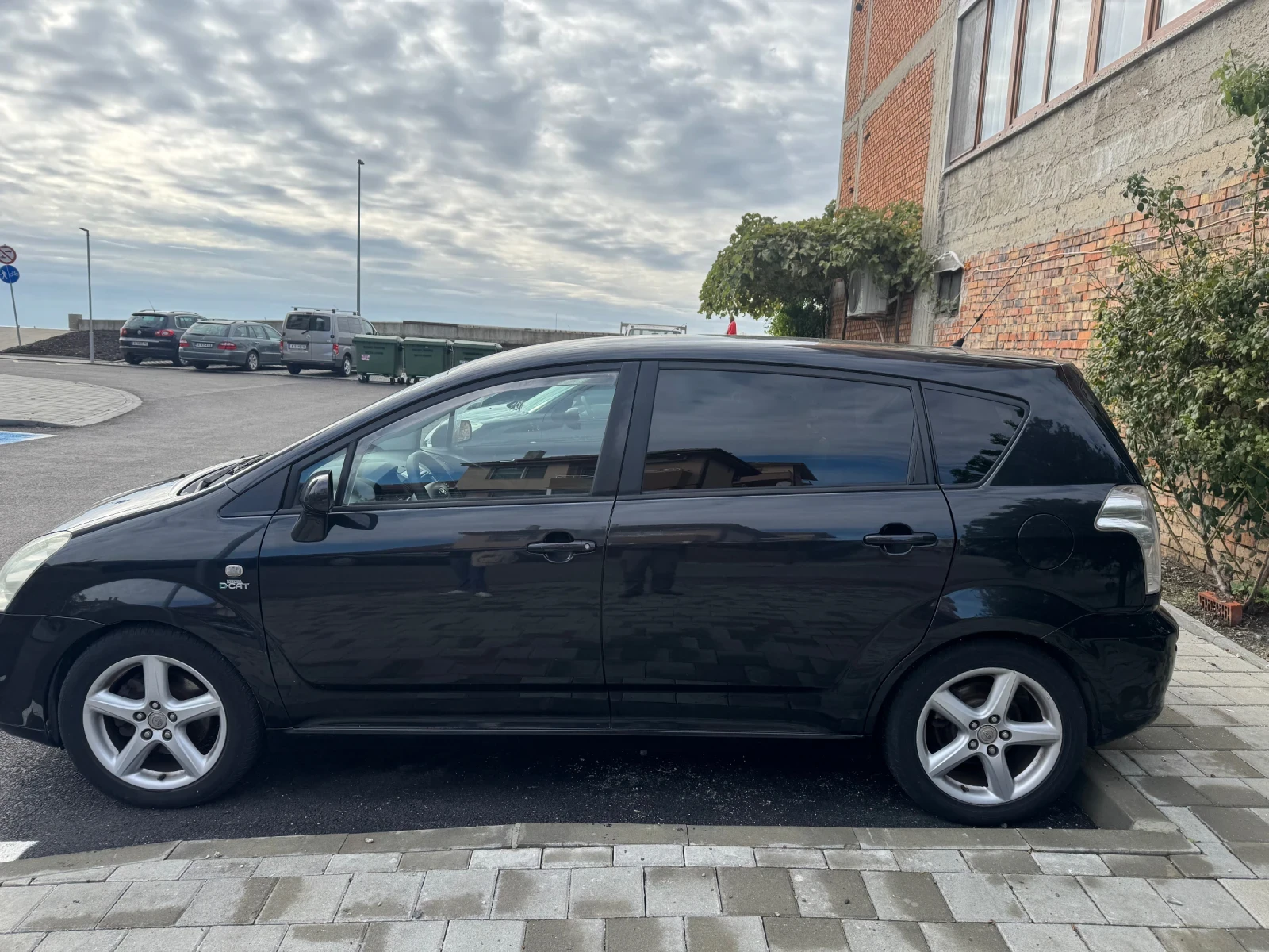 Toyota Corolla verso 2.2  - изображение 5