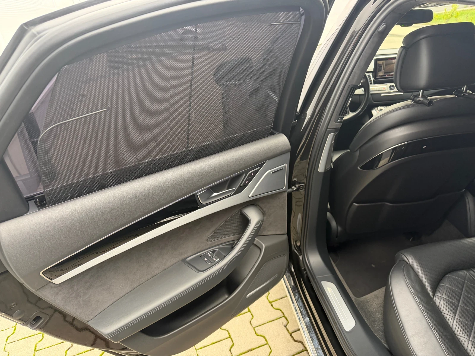 Audi A8 4.2TDI/TV/DISTR/BOSE/CAMERA/ОБДУХ/МАСАЖ/ВАКУМ/ - изображение 7
