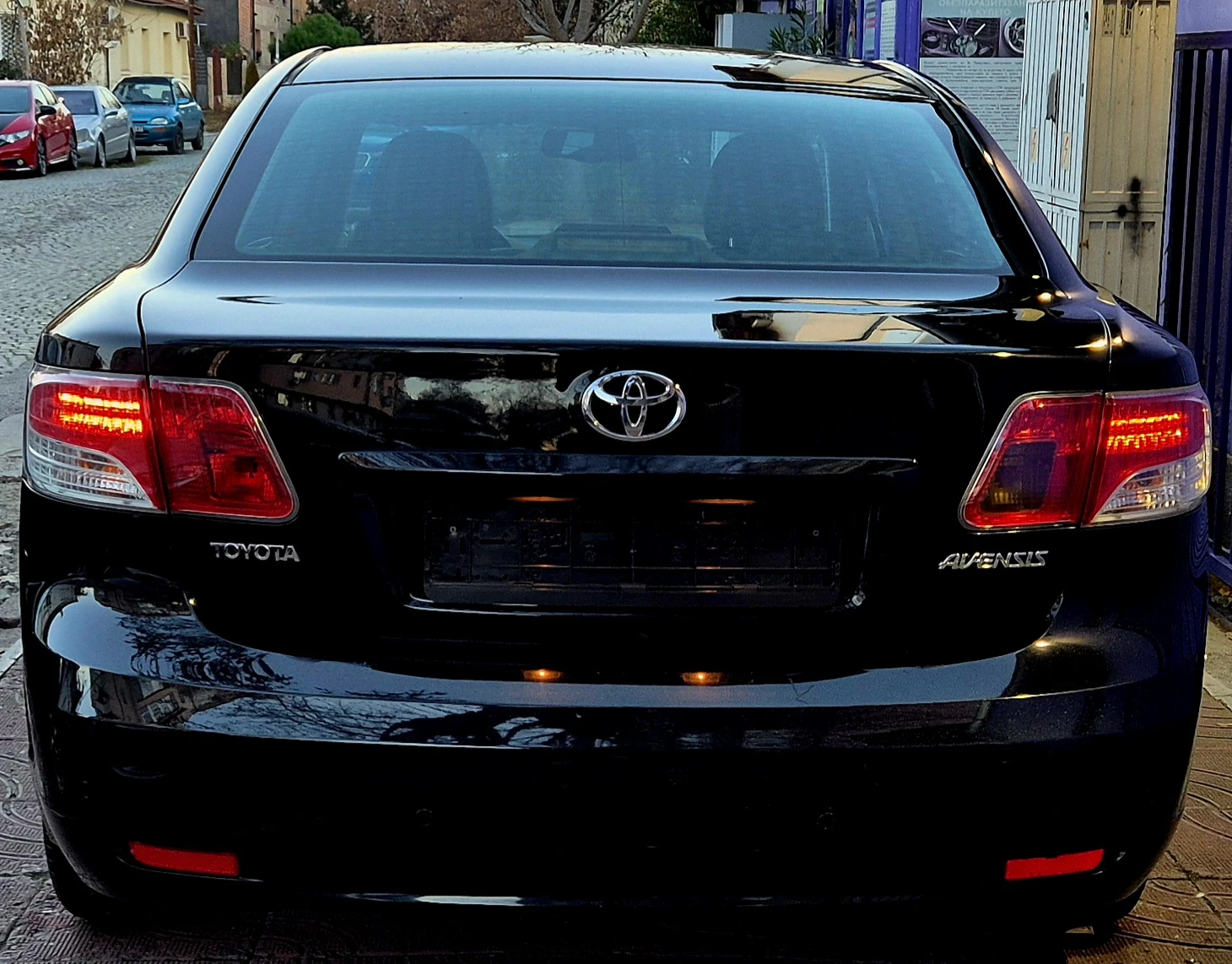 Toyota Avensis 2.0d4d-EXECUTIVE-����-������-6��������-japan | Mobile.bg � ����������� 8