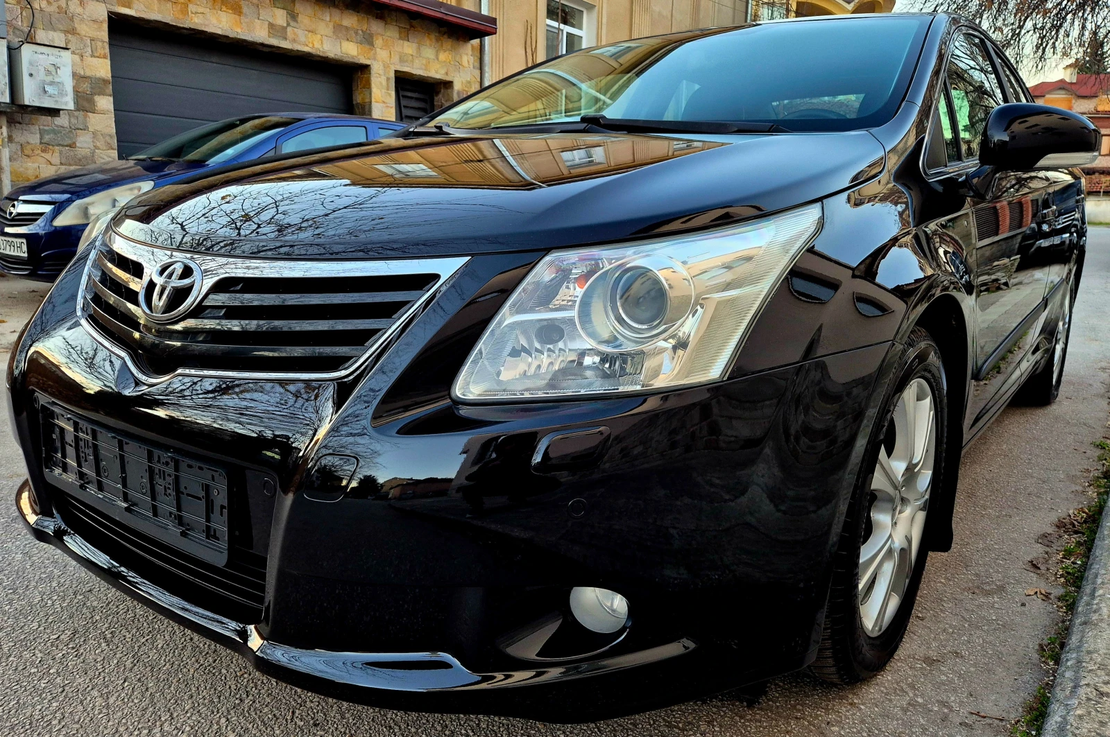 Toyota Avensis 2.0d4d-EXECUTIVE-����-������-6��������-japan | Mobile.bg � ����������� 5