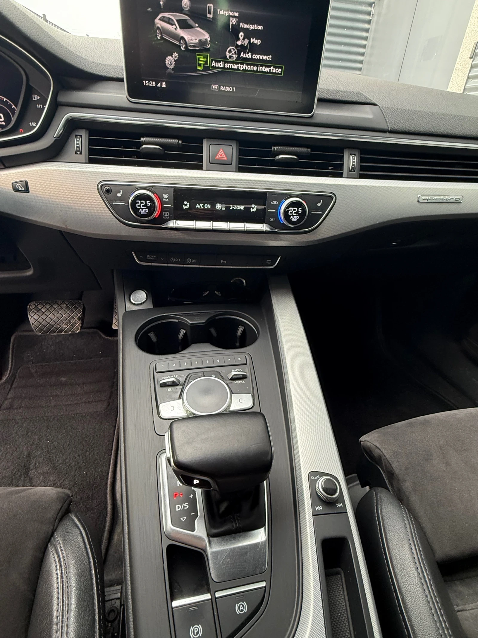 Audi A4, снимка 16 - Автомобили и джипове - 53730755