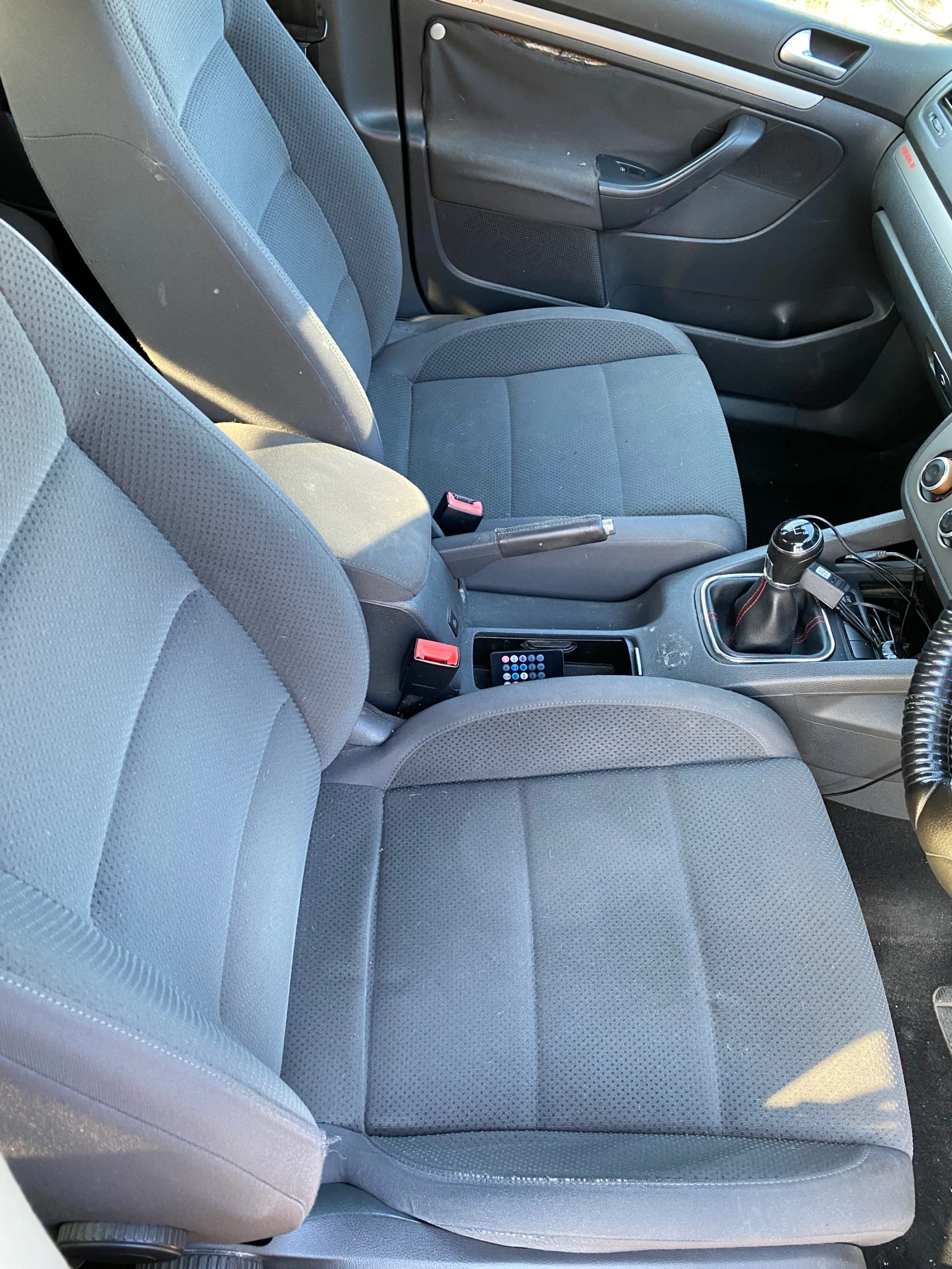 VW Golf 1.9TDI/105kc/BXE, снимка 9 - Автомобили и джипове - 53864916