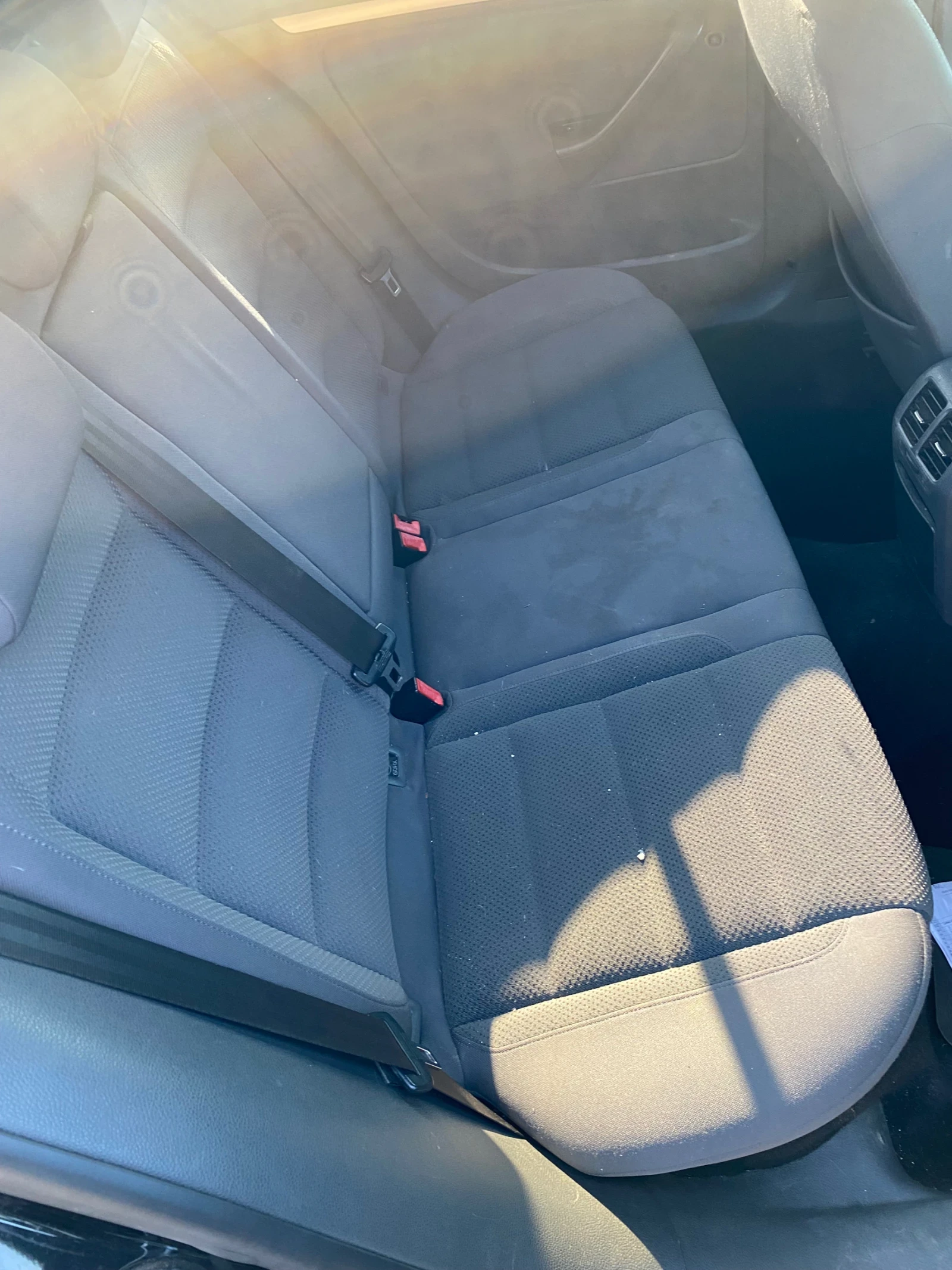 VW Golf 1.9TDI/105kc/BXE, снимка 7 - Автомобили и джипове - 53864916