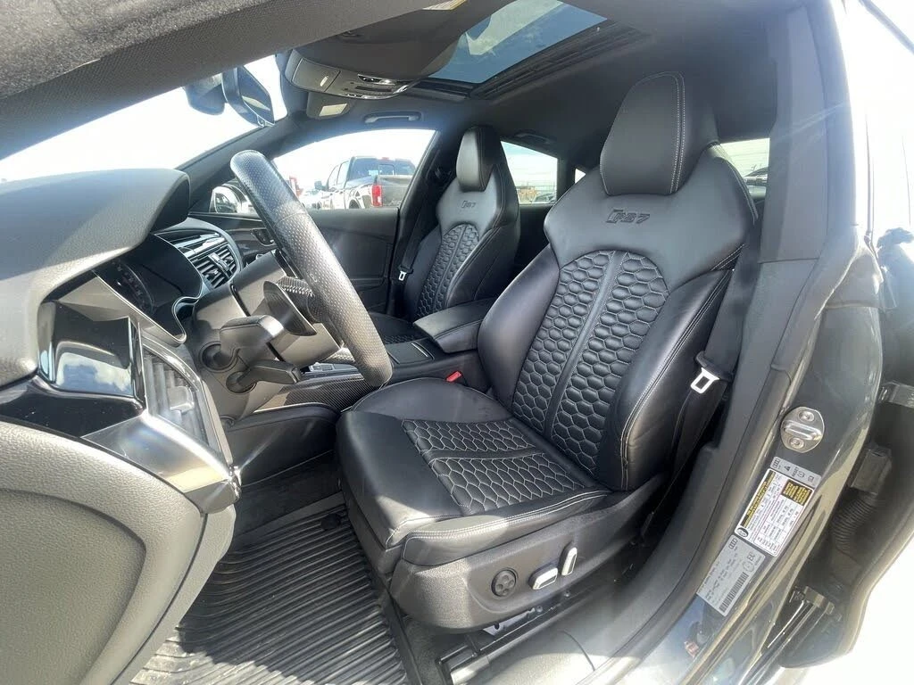 Audi Rs7 4.0Т* Prestige* AвтоКредит * (ЦЕНА ДО БГ), снимка 16 - Автомобили и джипове - 54002869