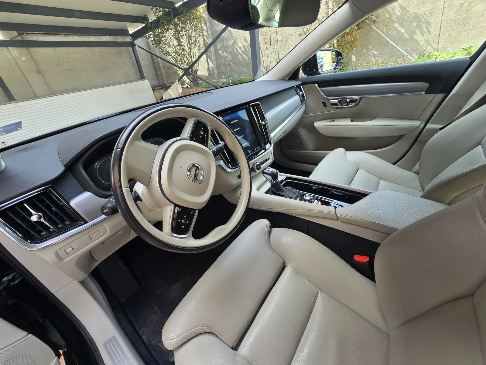 Volvo S90 T4 Geartronic Momentum, снимка 11 - Автомобили и джипове - 54207525