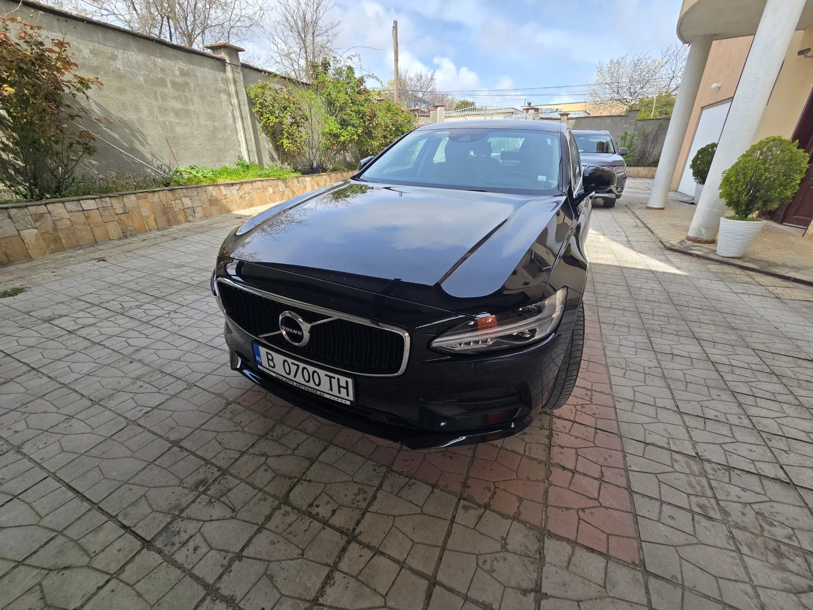 Volvo S90 T4 Geartronic Momentum, снимка 3 - Автомобили и джипове - 54207525