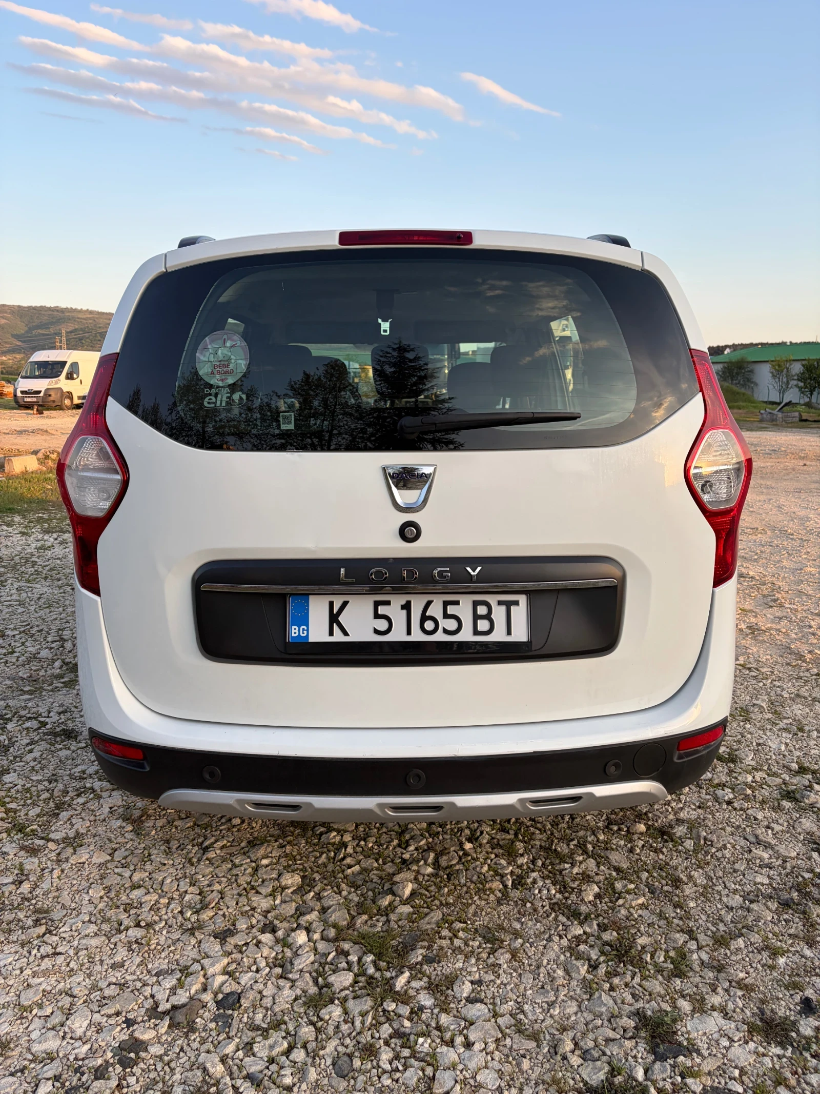 Dacia Lodgy Stepway, снимка 6 - Автомобили и джипове - 54359668