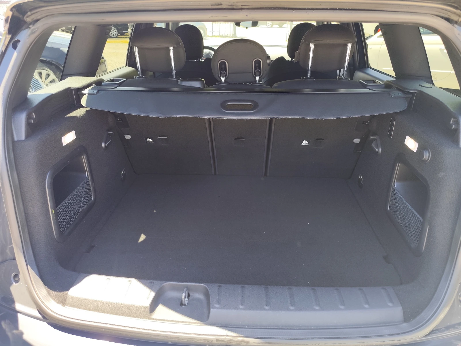 Mini Clubman 2.0D JОHN COOPER WORKS* SD ALL4* LED* NAVI* EURO6B, снимка 13 - Автомобили и джипове - 54427067