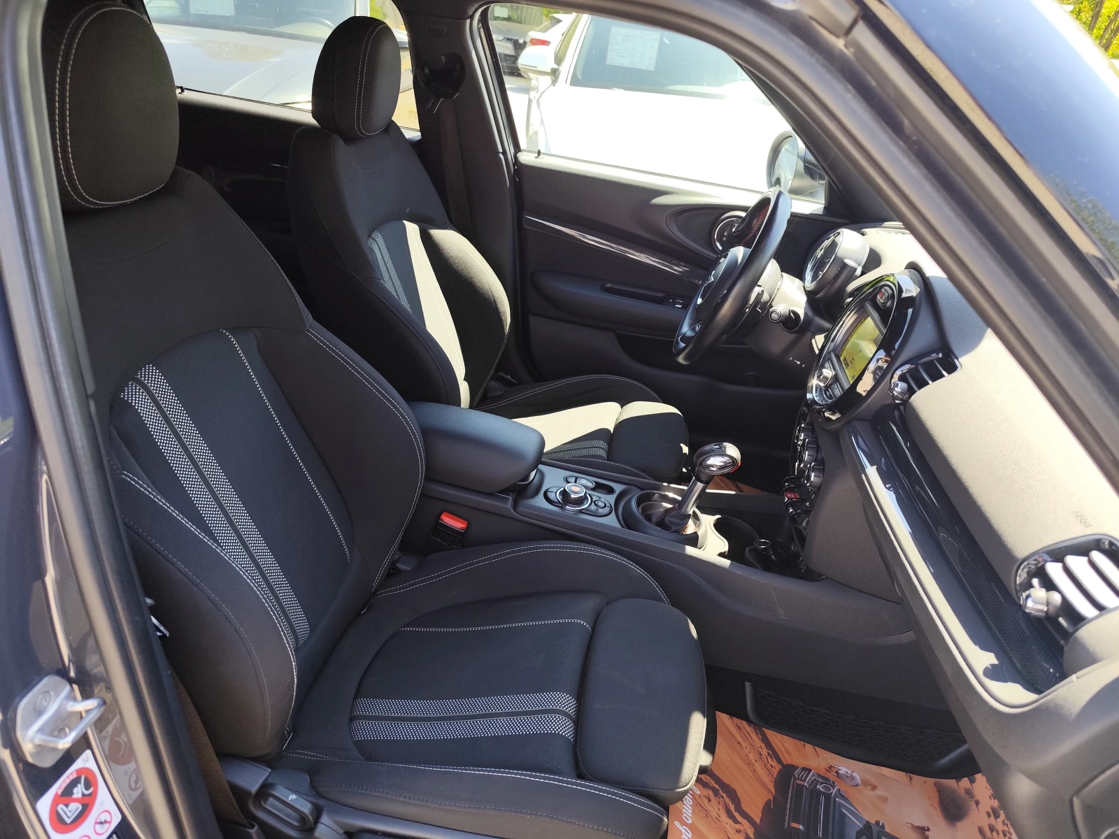 Mini Clubman 2.0D JОHN COOPER WORKS* SD ALL4* LED* NAVI* EURO6B, снимка 12 - Автомобили и джипове - 54427067