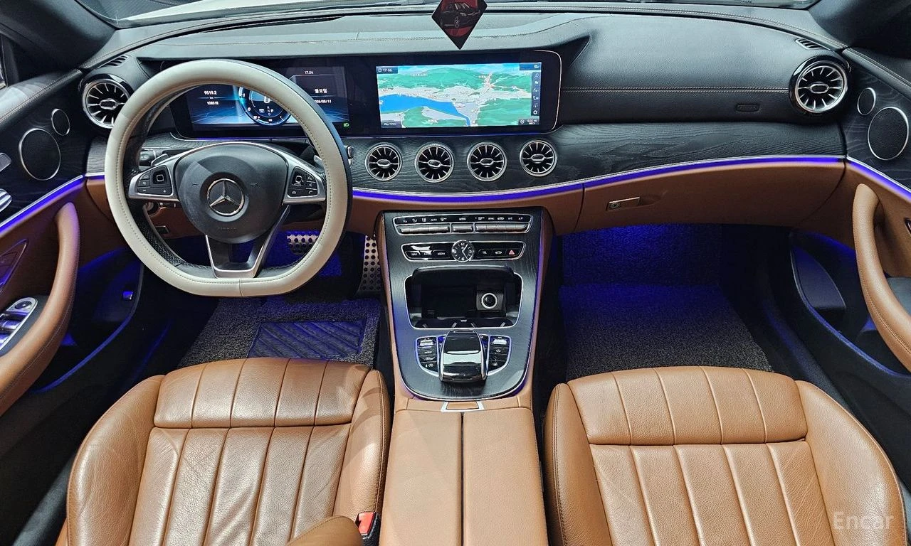 Mercedes-Benz E 220 d* COUPE* HEAD-UP* AMBIENT* ПОДГРЕВ* КАМЕРА, снимка 11 - Автомобили и джипове - 54599121