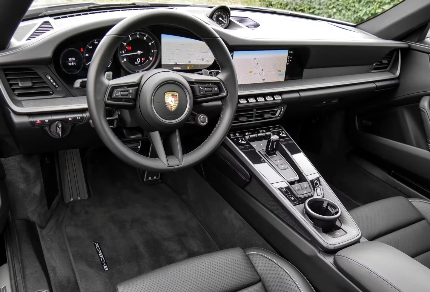 Porsche 911 992/CARRERA/4S/450HP/4X4/MATRIX/360/BOSE/423z, снимка 8 - Автомобили и джипове - 54604930
