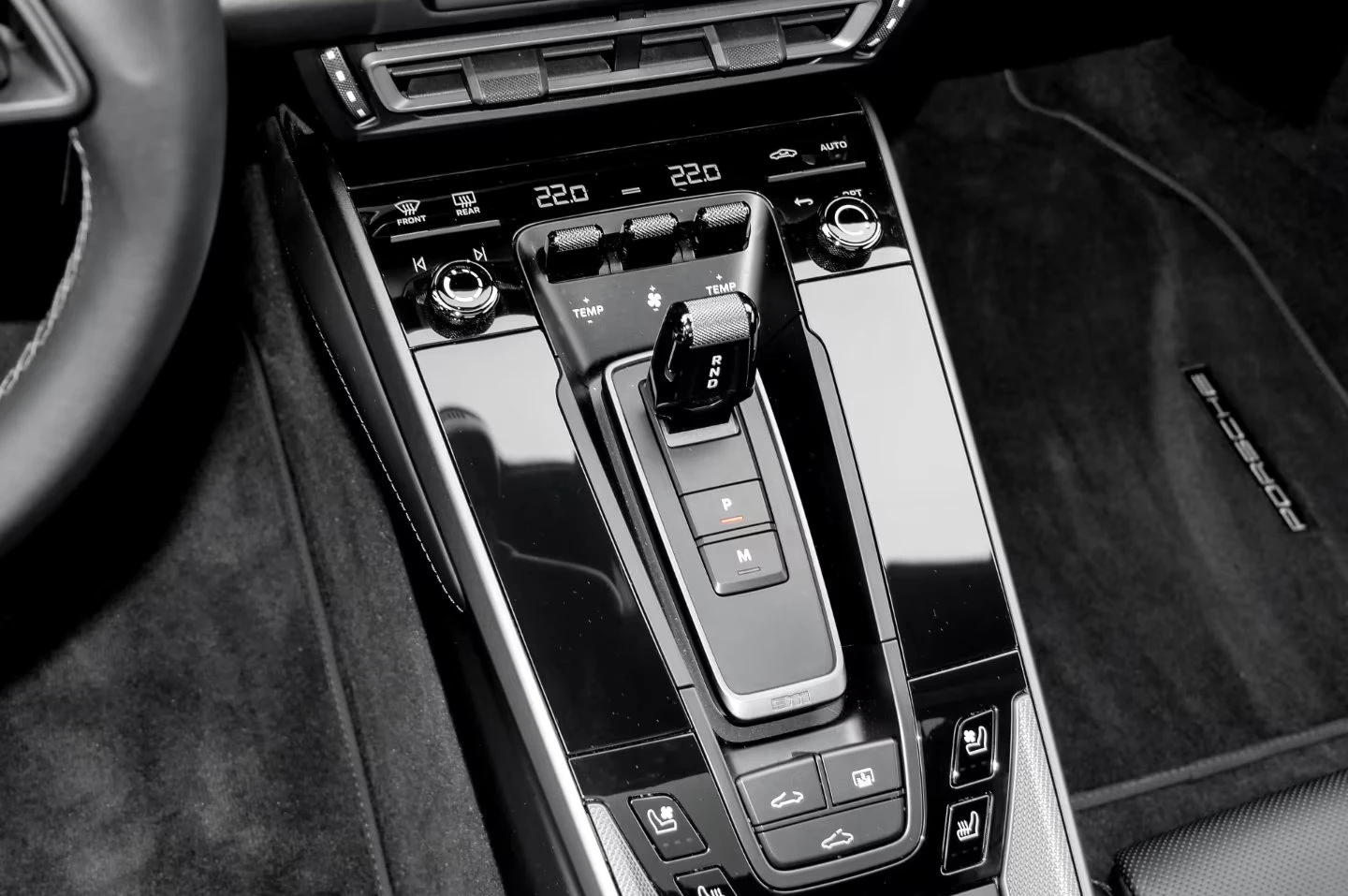 Porsche 911 992/CARRERA/4S/450HP/4X4/MATRIX/360/BOSE/423z, снимка 13 - Автомобили и джипове - 54604930