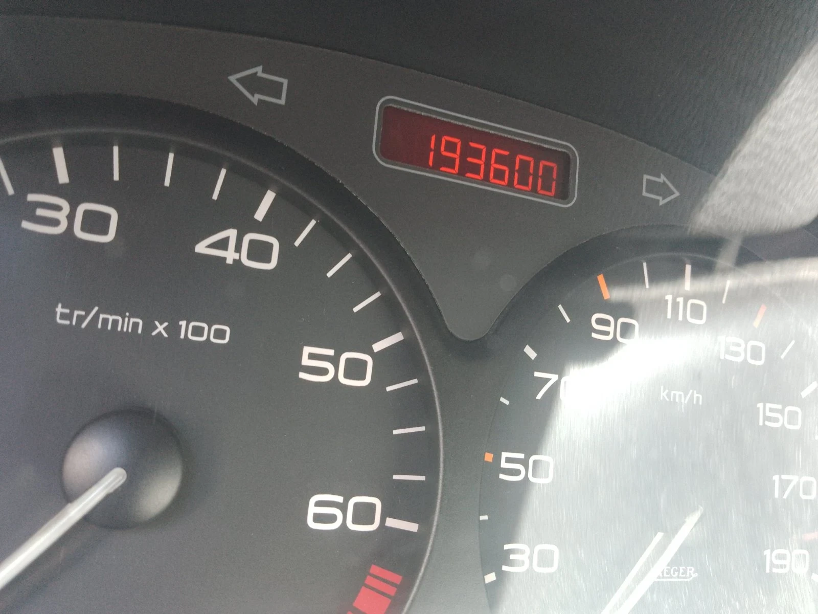 Peugeot 206 1.1, снимка 8 - Автомобили и джипове - 54752261