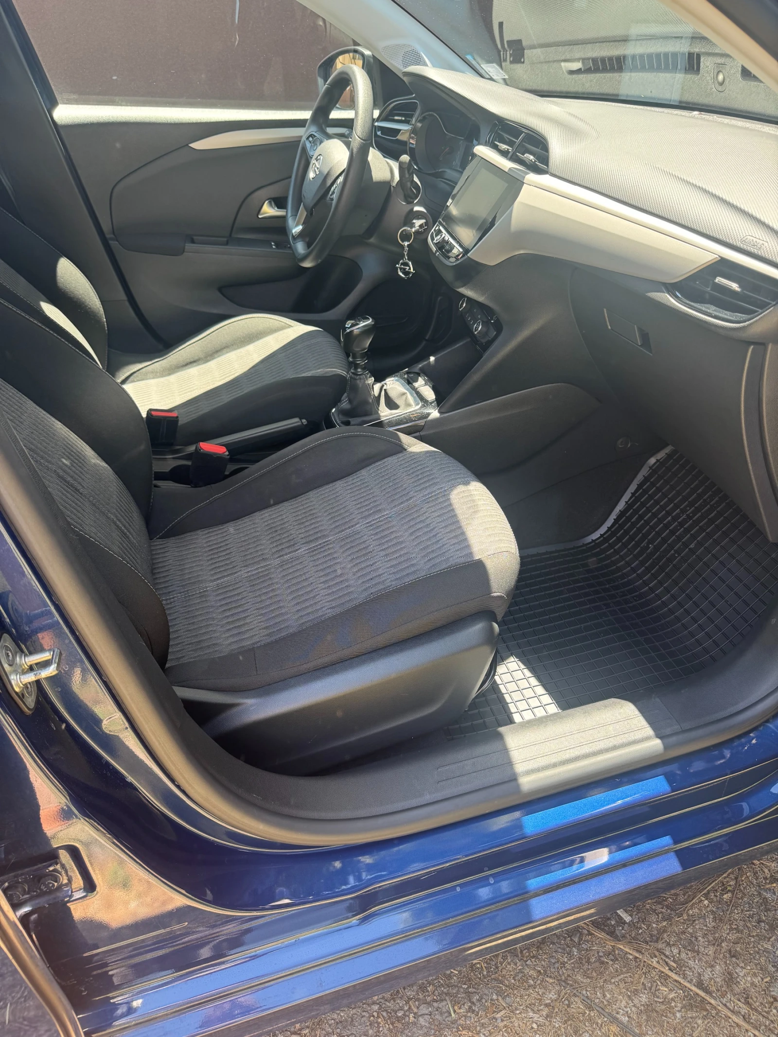 Opel Corsa 1.2, снимка 8 - Автомобили и джипове - 55009503