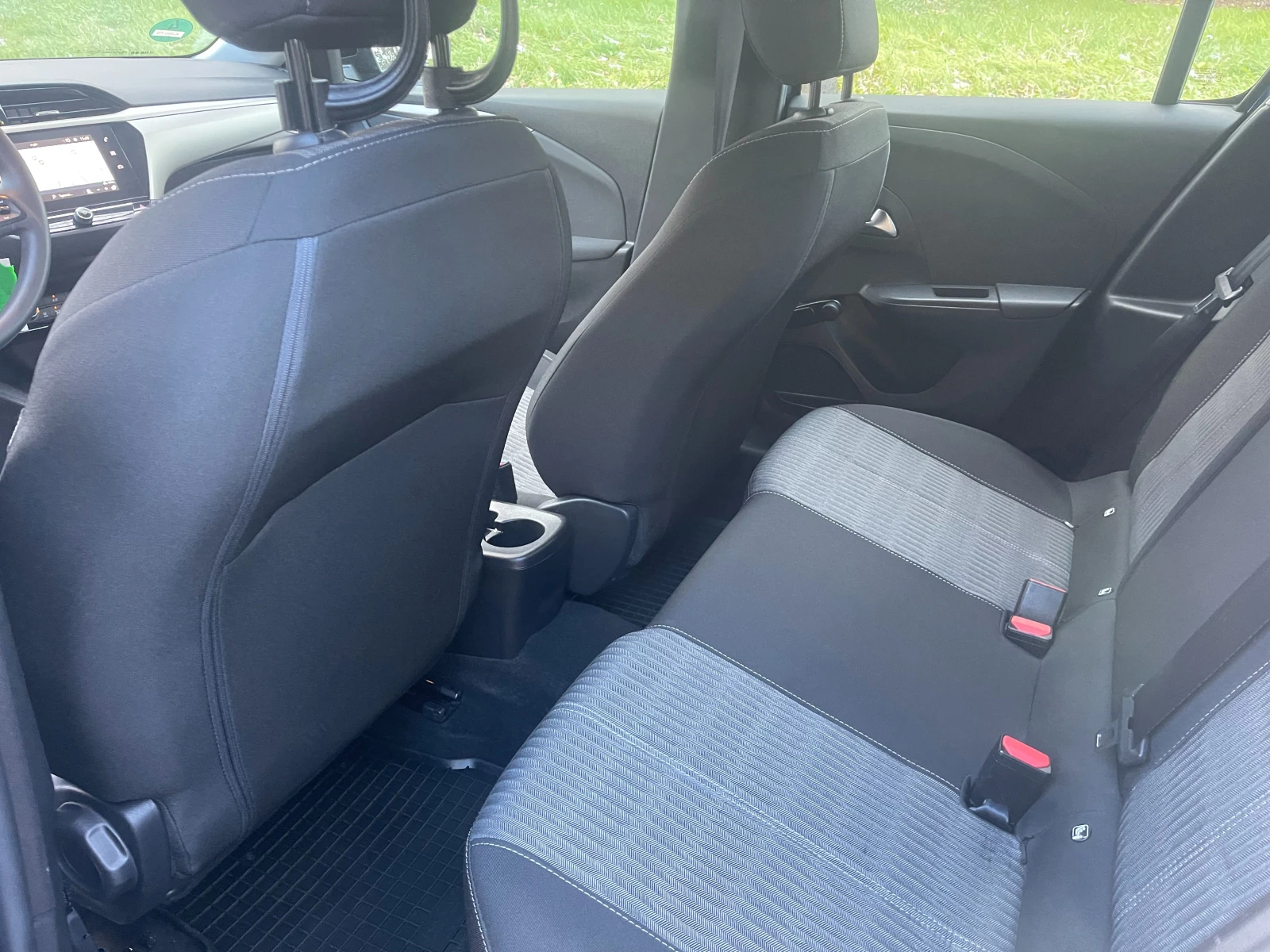 Opel Corsa 1.2, снимка 10 - Автомобили и джипове - 55009503