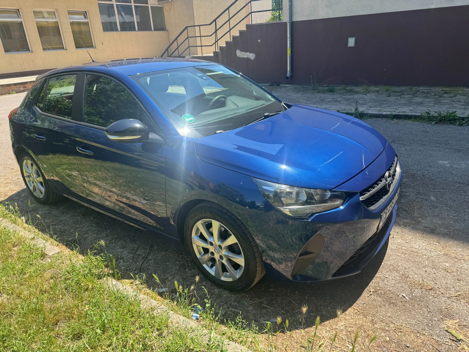 Opel Corsa 1.2, снимка 3 - Автомобили и джипове - 55009503