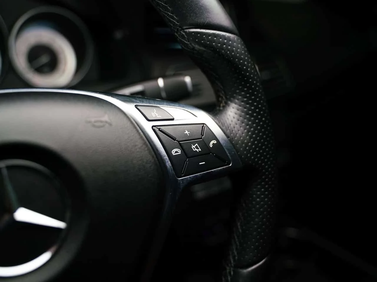 Mercedes-Benz AMG GT C * 400 | PKG | CONVERTIBLE | PREMIUM PKG * CARFAX *, снимка 14 - Автомобили и джипове - 55049725