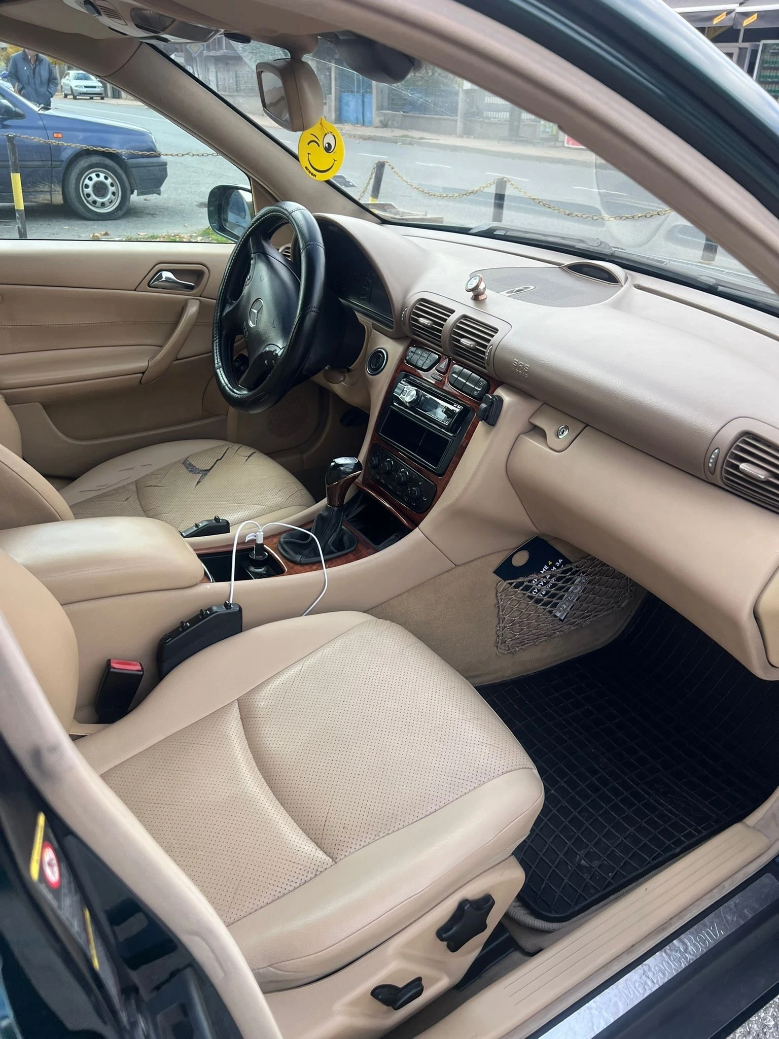 Mercedes-Benz C 270, снимка 3 - Автомобили и джипове - 55143015
