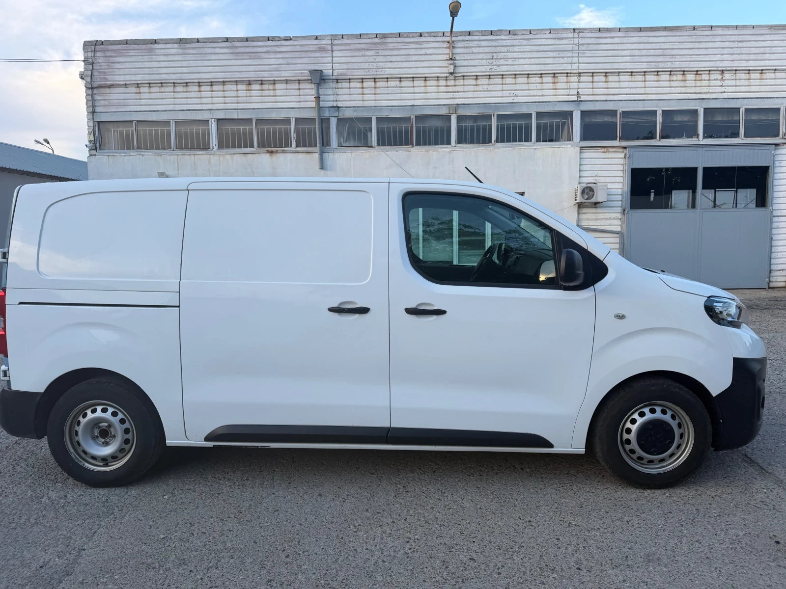Peugeot Expert, снимка 3 - Автомобили и джипове - 55365033