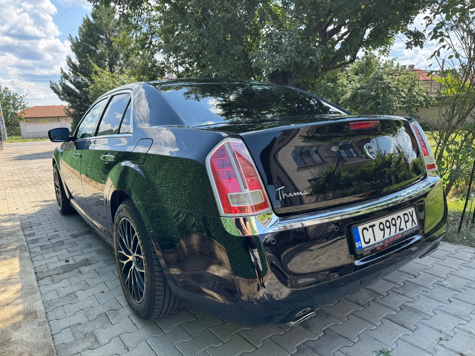 Lancia Thema 300, снимка 4 - Автомобили и джипове - 55388819