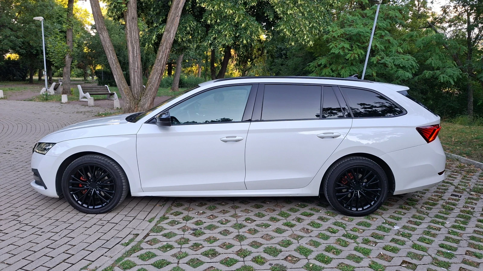 Skoda Octavia 2.0Tdi 150hp, снимка 5 - Автомобили и джипове - 55577771