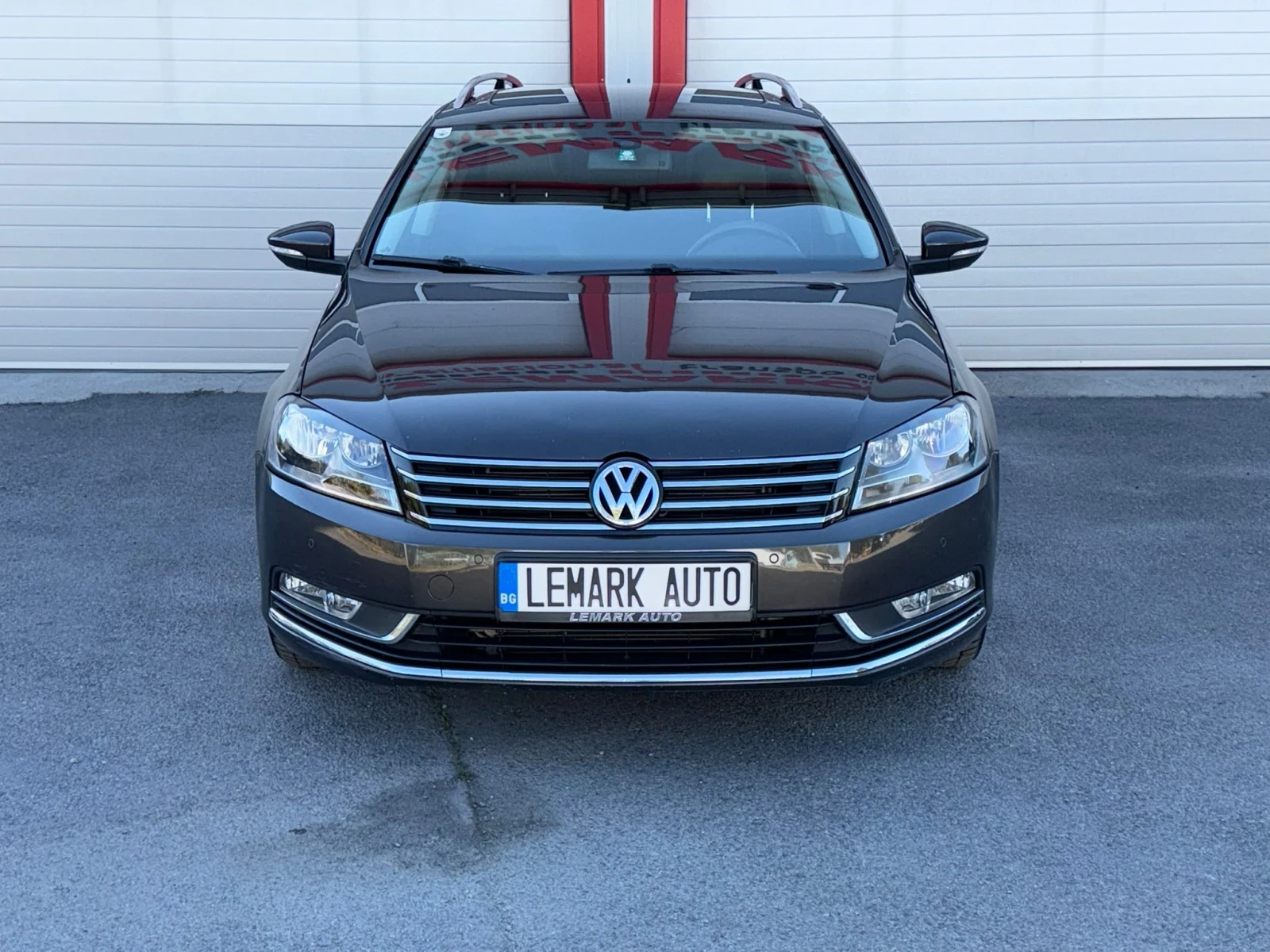 VW Passat 1.6TDI BLUE PANORAMA NAVI LEDER 6-SEED EVRO 5B