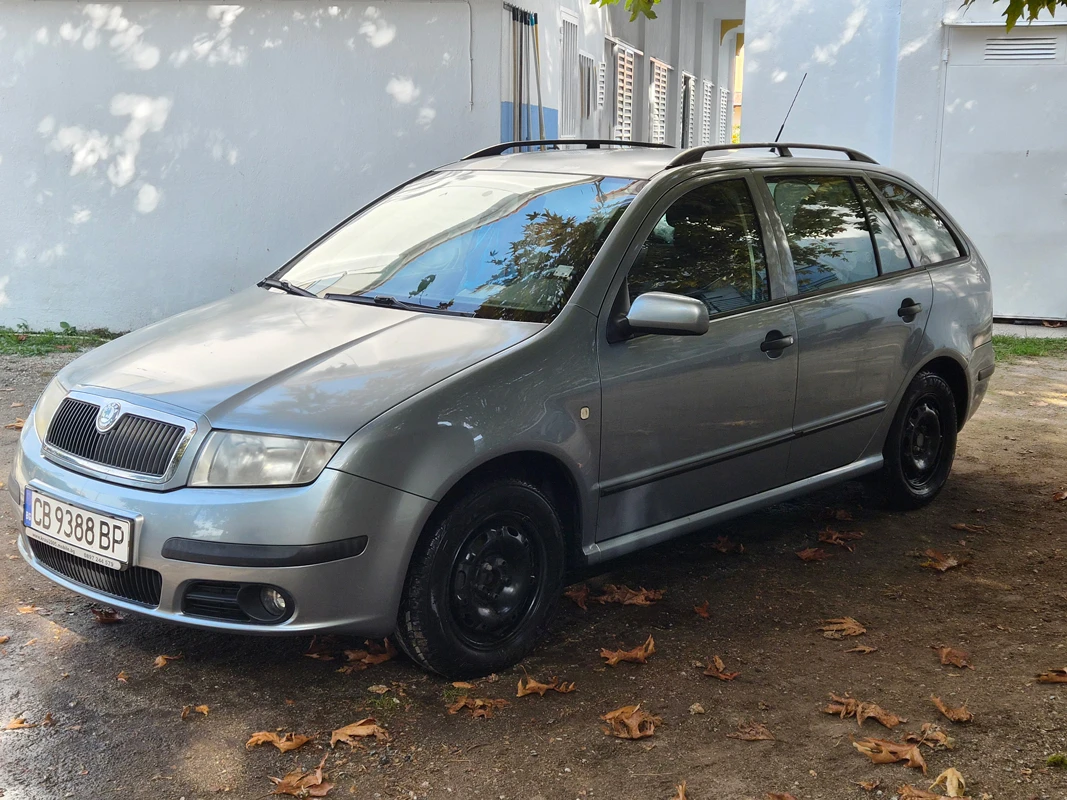 Skoda Fabia, снимка 7 - Автомобили и джипове - 56112840