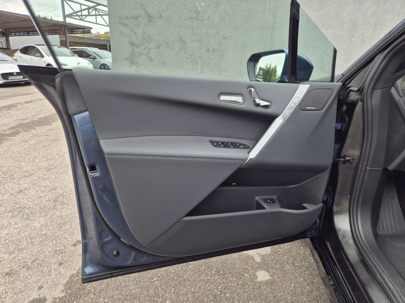BMW iX 60, снимка 8 - Автомобили и джипове - 56459945